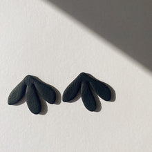 Cargar imagen en el visor de la galería, Lore · Beltz