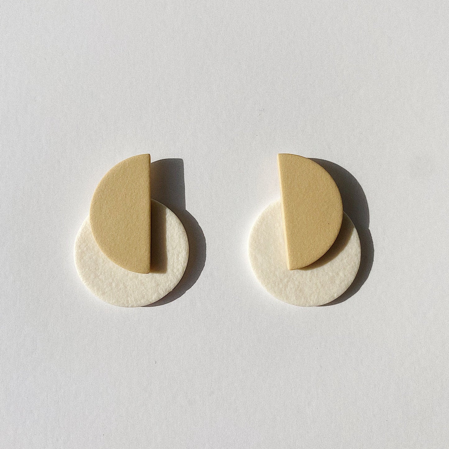 Ale · Txuri|Beige