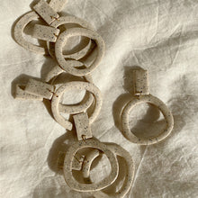 Cargar imagen en el visor de la galería, Aro · Harri