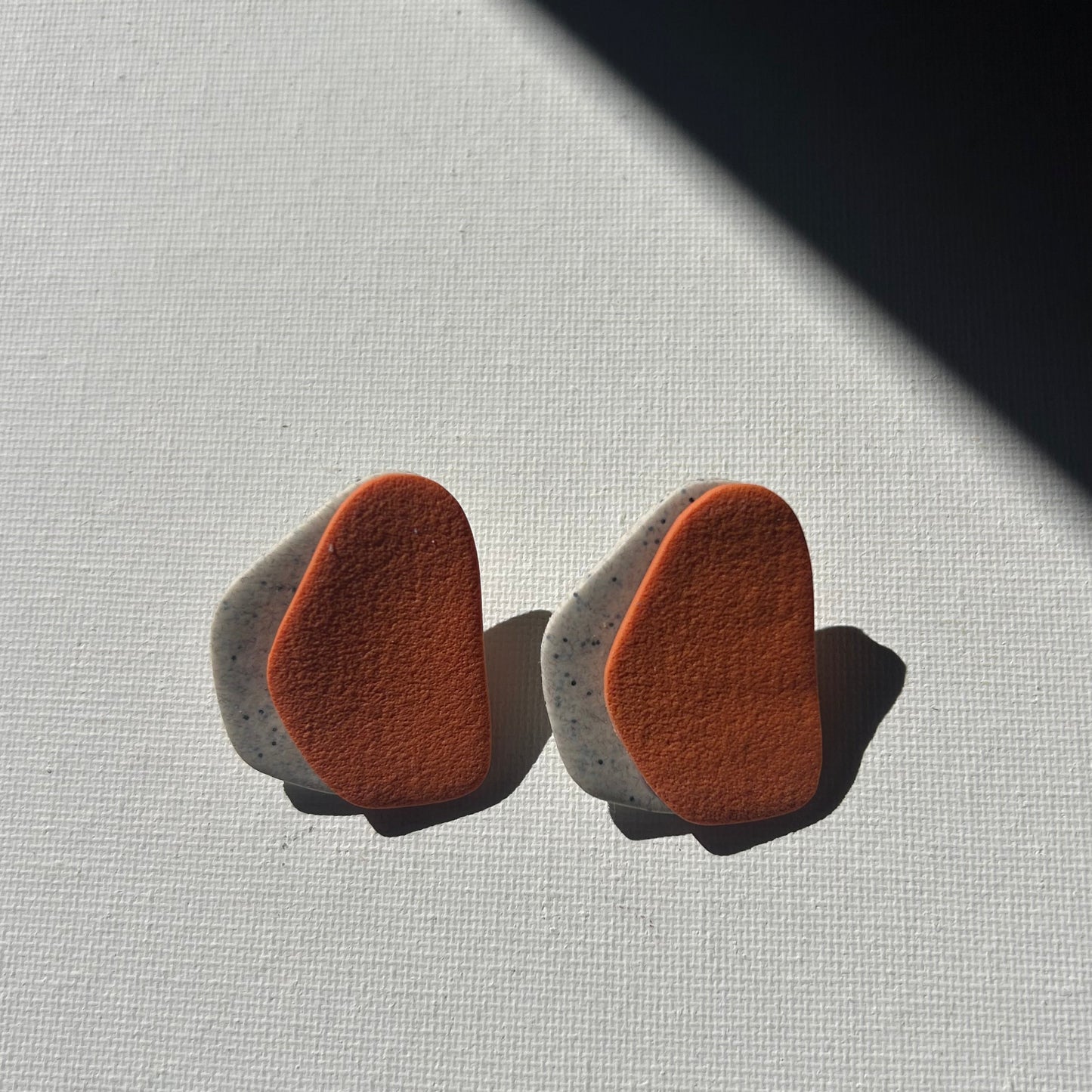 Grise • Harri | Naranja